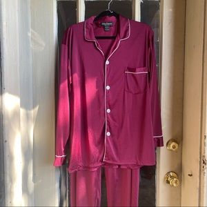 RARE Deadstock Vintage State O Maine Sleepwear Burgundy Piping Nylon Pajamas